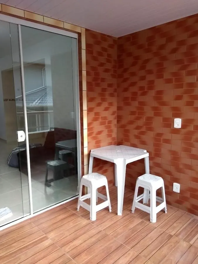 Praia De Fora Apto Mobiliado Sem Roupas De Cama Nem De Banho Florianópolis 0*,